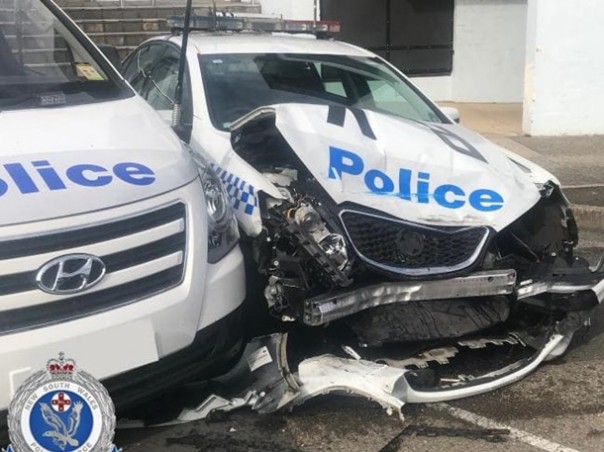 В Австралии водитель с наркотиками на $140 млн протаранил копов