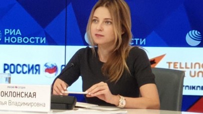 "Сразу хотела туда, и, слава Богу, желание исполнилось": Наталья Поклонская выходит на международный уровень