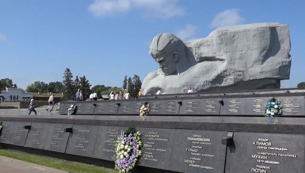 Брест празднует 75-летие освобождения от фашистов