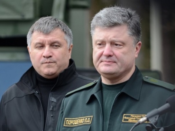 Аваков: Порошенко — лжец, но «кончать» его по беспределу нельзя