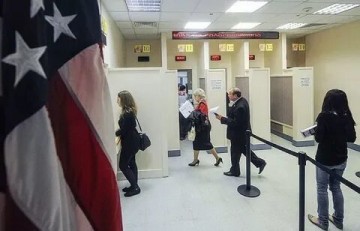 США развязали очередную войну с Россией: под удар попали туристы и дипломаты