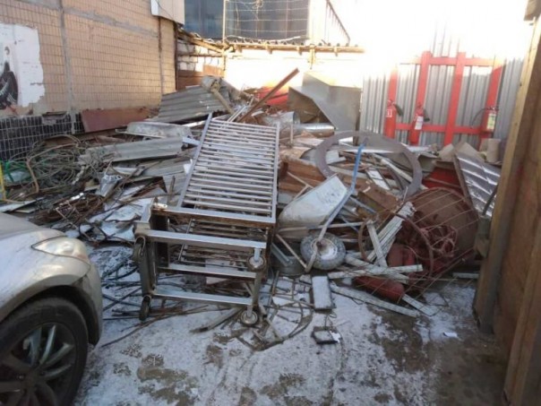 Сдача, прием лома и предпринимательство.