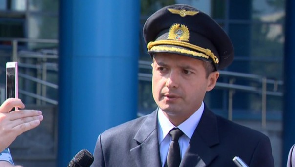 Героический пилот A321 Дамир Юсупов обратился к пассажирам