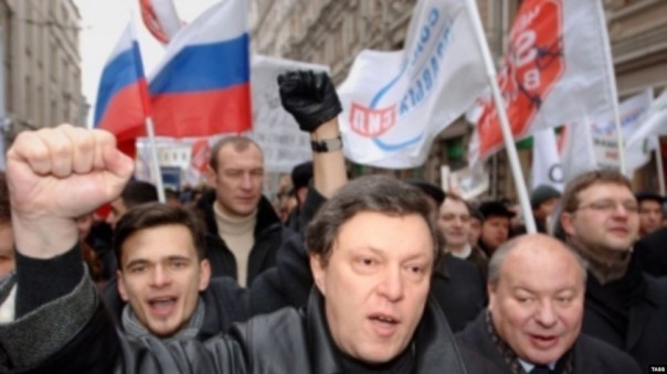 Собаки лают взахлёб – значит Владимир Путин на правильном пути