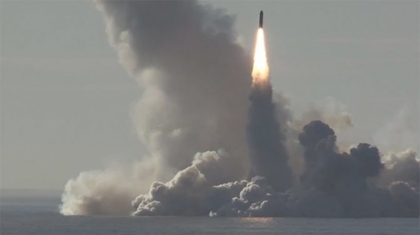 Опубликовано видео пуска "Булавы" с подлодки "Юрий Долгорукий"