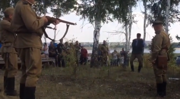 Показательный расстрел предателя Родины. Colonel Cassad