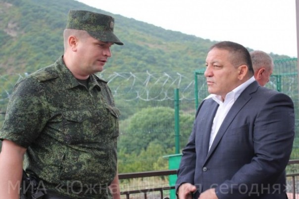 Почему Тбилиси выставил пост у югоосетинского села, объяснил Дмитрий Козаев