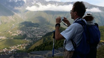 Украинский журналист пожаловался на хорошее отношение грузин к россиянам