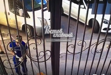 Пнул женщину ногой и уехал: поступку ростовского фельдшера даст оценку его руководство