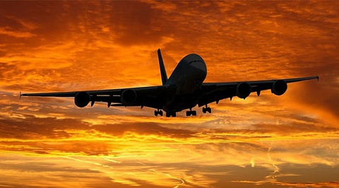 Мне всё равно, кто летит из Москвы в Киев. Главное, что НАШИ летят домой. Юлия Витязева