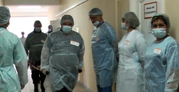 Медики бастуют по всей стране