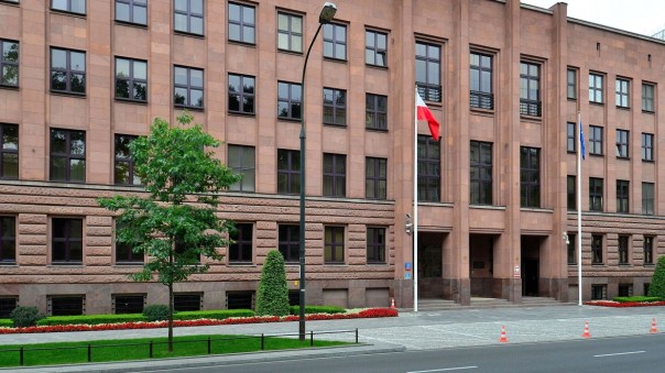 В МИД Польши заявили о несоответствии России "исторической правде"
