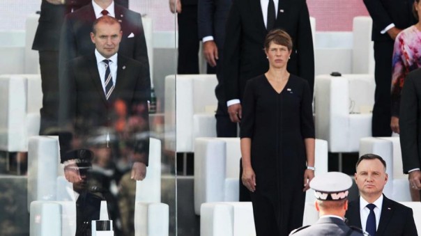 Президент Эстонии заявила об окончании Второй мировой 25 лет назад