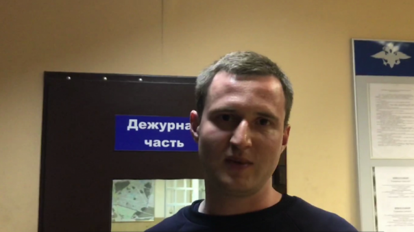 Еще один дегенерат в команде: что мы знаем о кукле Навального Данииле Кене?