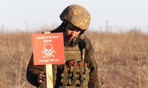 Плановая утилизация. Минные поля косят ряды карателей на Донбассе