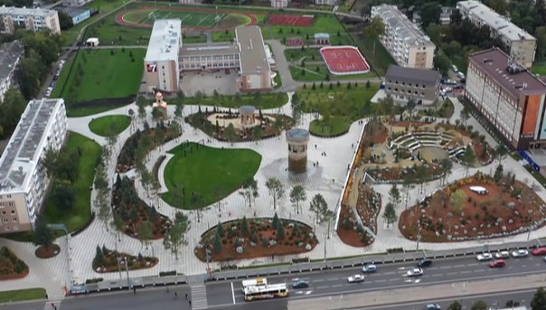 В Кемерово на месте сгоревшей "Зимней вишни" открыли "Парк ангелов"