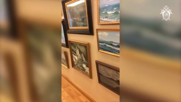 Изъяты 11 полотен Рериха и Айвазовского: учредитель Мурманского пароходства любил картины на морскую тему