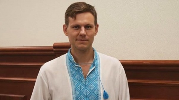 В Киеве депутату «свободовцу» разбили голову кирпичом