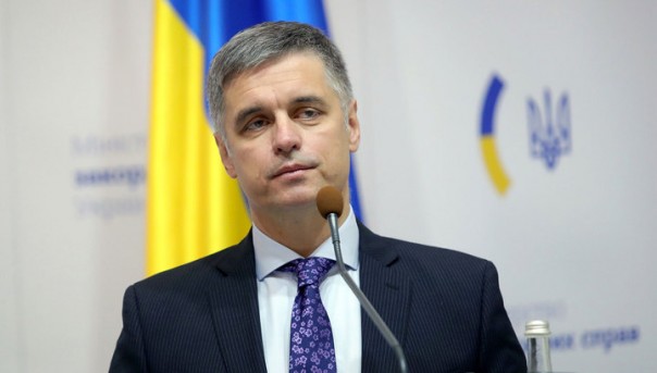 Пристайко заявил, что "формулу Штайнмайера" не согласовали из-за недоразумения и пожаловался на деградацию антироссийских санкций