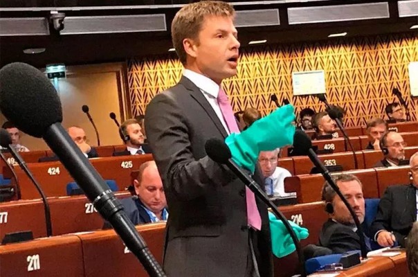 Шантаж подействовал: Украину хотят лишить права участвовать в осенней сессии ПАСЕ