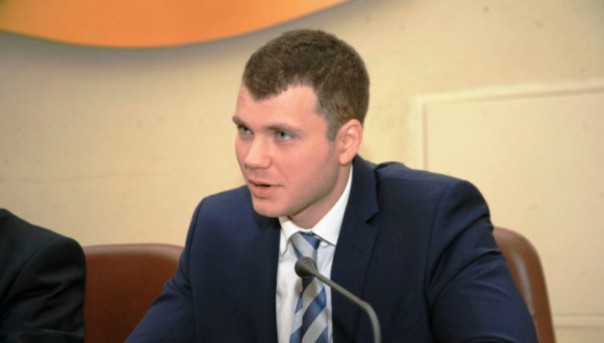 В Киеве открестились от слов о возобновлении пассажирских перевозок в Крым: "Не в Крым, а до КПП"