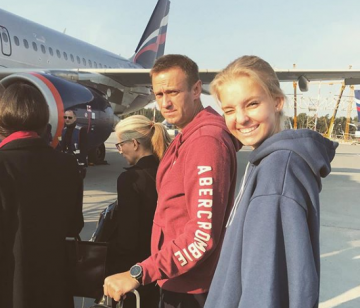 «Черная метка» Ходорковского: Навальному стоит задуматься о своем поведении