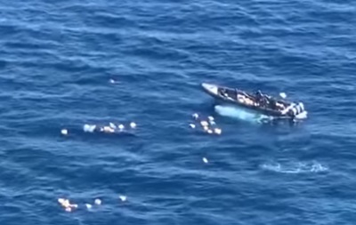 Испанские наркоторговцы спасли тонущих полицейских... и были арестованы