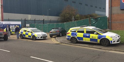 На востоке Лондона нашли грузовик из Болгарии с 39 трупами