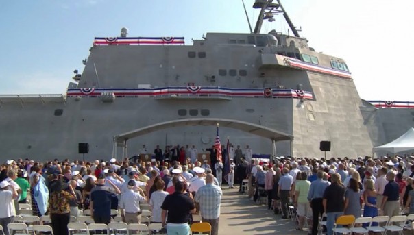 Новый корабль-невидимка вошел в состав американского флота