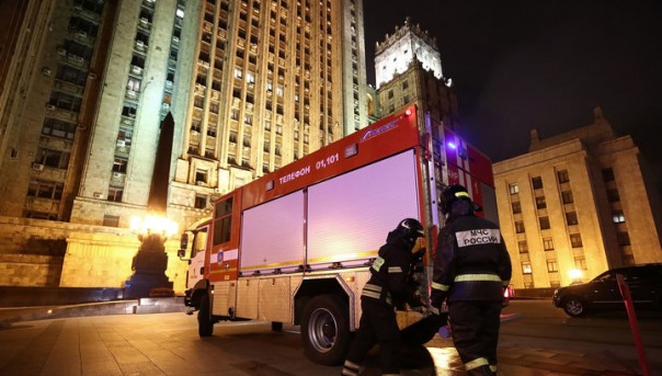 В одном из флигелей МИД РФ произошло короткое замыкание