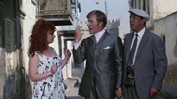 Хроники затянутых поясов №1. Руссо-туристо вновь заполонили курорты мира