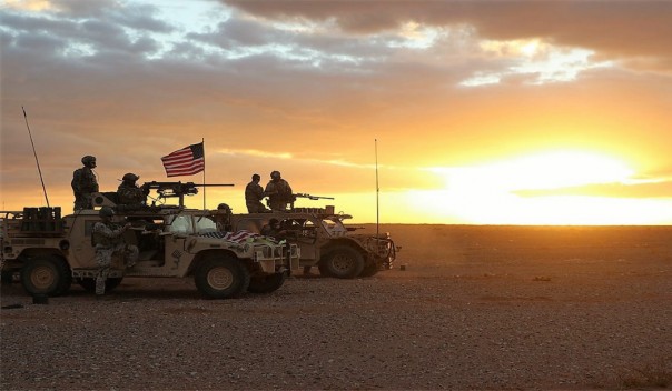 СМИ сообщили о переброске США боевой техники к нефтяным полям в Сирии