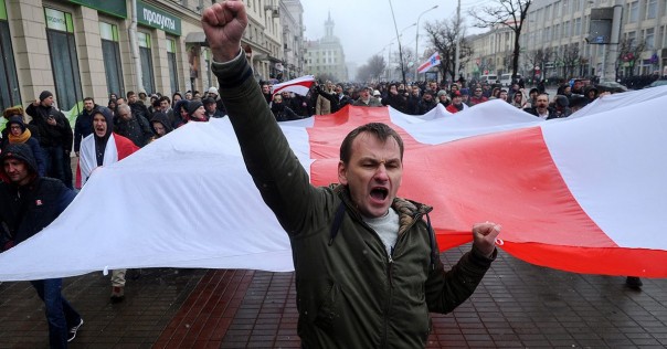 Поддерживает ли Польша белорусскую оппозицию?