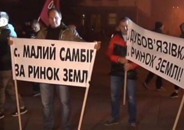 18-летние «фермеры» требуют от Зеленского срочно продавать землю