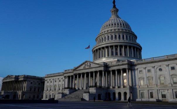 Конгресс США принял резолюцию против включения России в G7