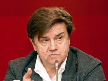 Карасев: Если Зеленский на саммите в Париже пойдет на поводу у националистов, то Украина останется сам на сам с Россией