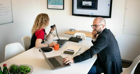 Начальник поставил эксперимент с 5-часовым рабочим днём | Эксперимент Microsoft по сокращению рабочей недели до 4 дней... и вот что вышло