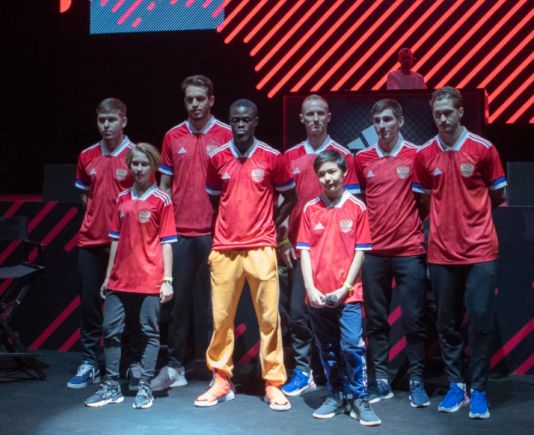 Футболисты сборной России объявили бойкот из-за новой формы