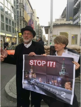 Артемий Троицкий устроил в Берлине пикет против «Северного потока-2»