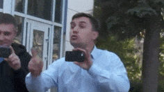 Депутат-коммунист отказался посетить "дом с червями", который обслуживает его Управляющая компания "Красная"