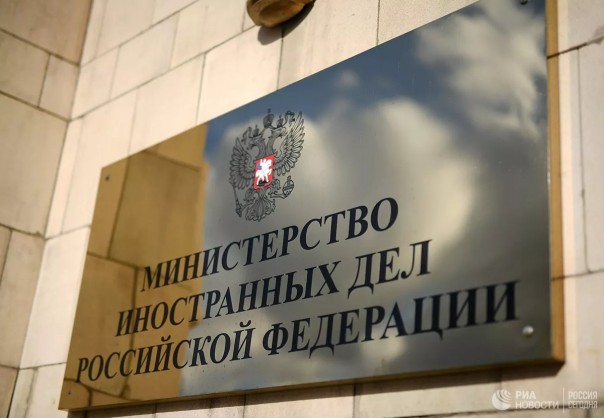 Россия ответит на возможный выход США из Договора по открытому небу