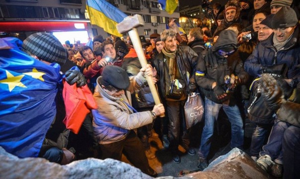 Самостийная Украина вышла из советской шинели