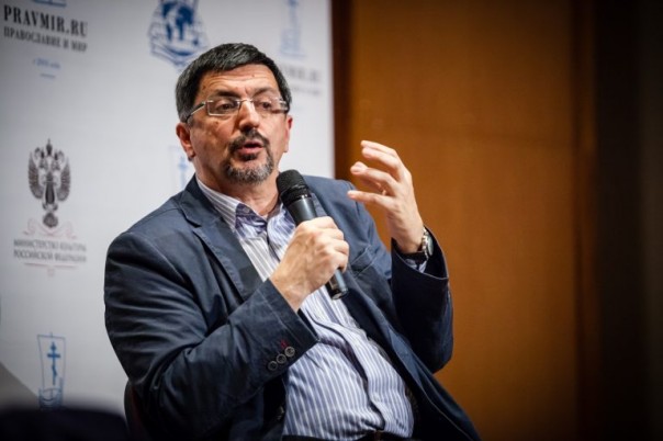 Гасан Гусейнов заявил, что пока не готов извиняться за пост о «клоачном» русском языке