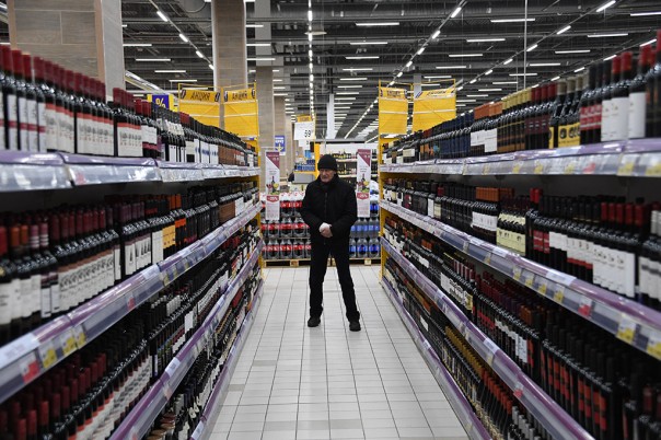 В Минздраве прокомментировали попадание России в десятку самых пьющих стран