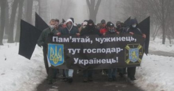 Елена Бондаренко удивлена молчанием националистов: Эй, неньку распродают. Вы где?!