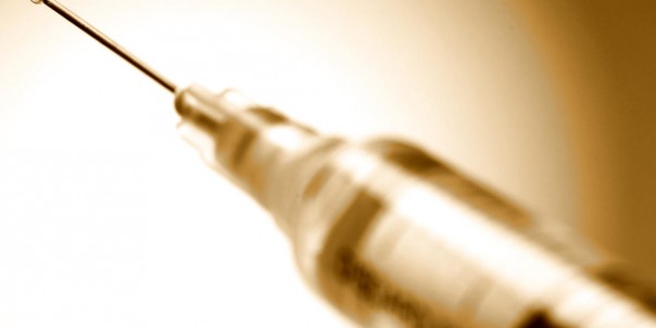 Вакцингейт: итальянские ученые обнаружили в вакцине 560 генов, вызывающих рак