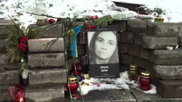 Умственно отсталой, порезавшейся банкой консервов, дали героя Украины