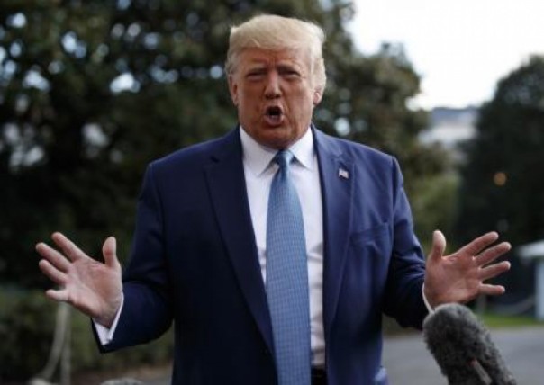 Белый дом заморозил военную помощь до разговора Трампа с Зеленским