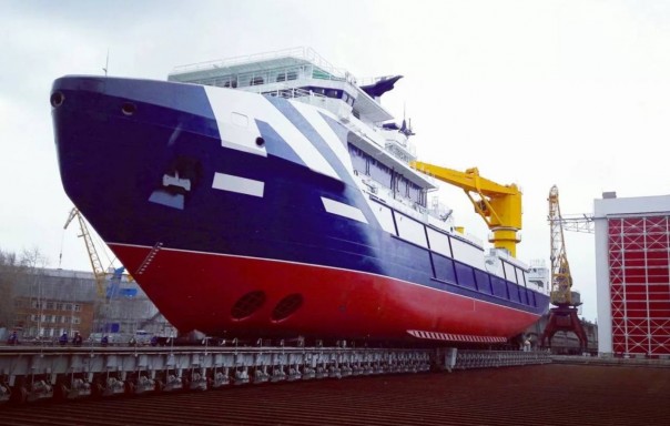 В Петербурге спущено на воду секретное судно Минобороны РФ «Академик Агеев»