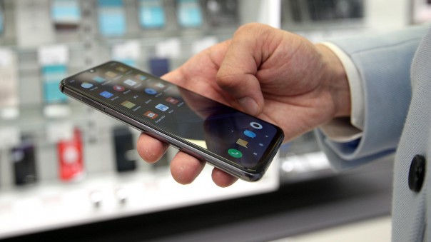 В яблочко: к чему приведет закон об обязательном российском софте в смартфонах